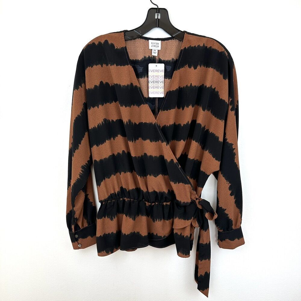 NWT Peyton Jensen Women Meca Tie Die Wrap Top Blouse Size XS Tan & Black Evereve